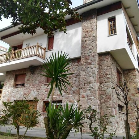 Albergue La Costana オビエド エクステリア 写真
