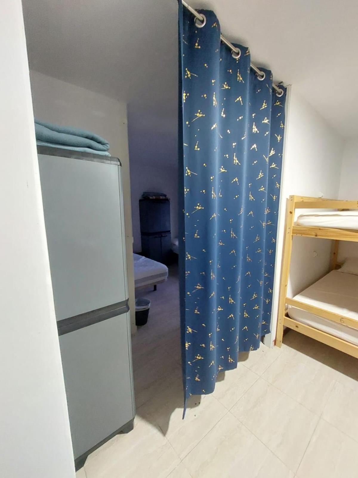 Albergue La Costana オビエド エクステリア 写真
